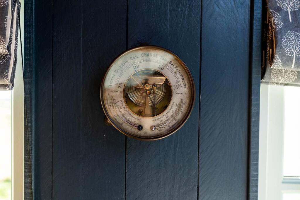 Astronomer Shepherd'S Hut Villa Beaminster Exterior photo