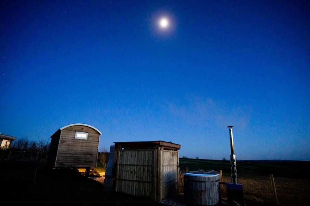 Astronomer Shepherd'S Hut Villa Beaminster Exterior photo